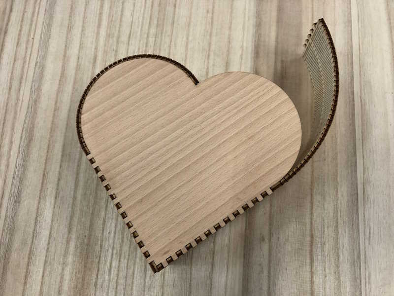 Caja corazón madera haya flexible